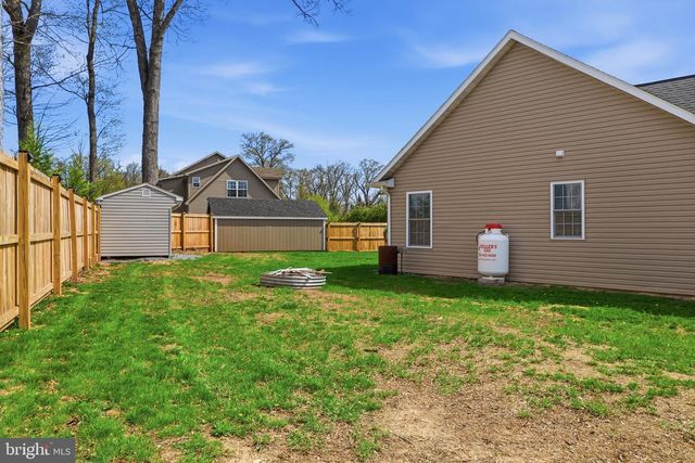 695 MIDWAY RD, York Haven, PA 17370