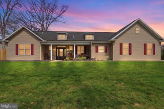 695 MIDWAY RD, York Haven, PA 17370