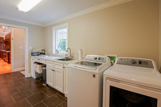 1255 Stiles Landing, Paducah, KY 42003