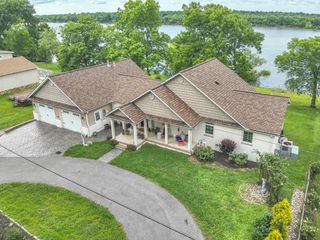 1255 Stiles Landing, Paducah, KY 42003
