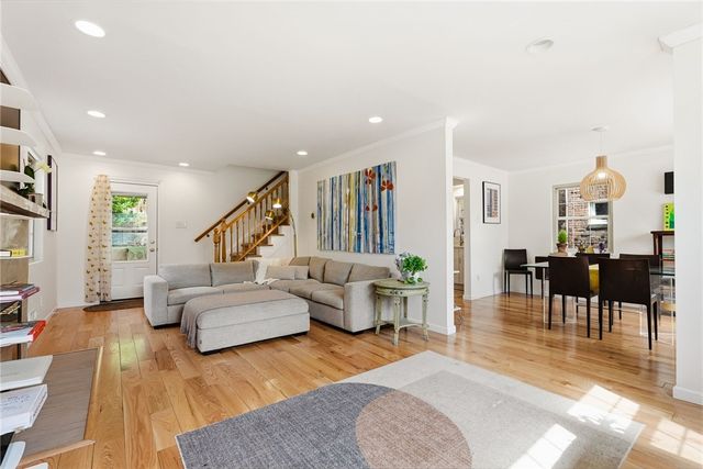 5125 Beeler St, Squirrel Hill, PA 15217