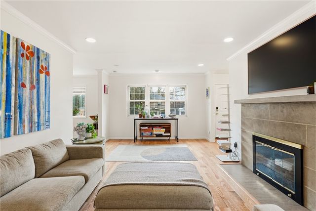 5125 Beeler St, Squirrel Hill, PA 15217