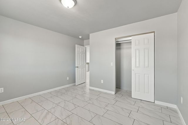 142 S Montgomery Avenue, Corona De Tucson, AZ 85641