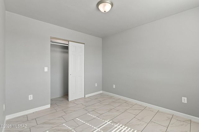 142 S Montgomery Avenue, Corona De Tucson, AZ 85641