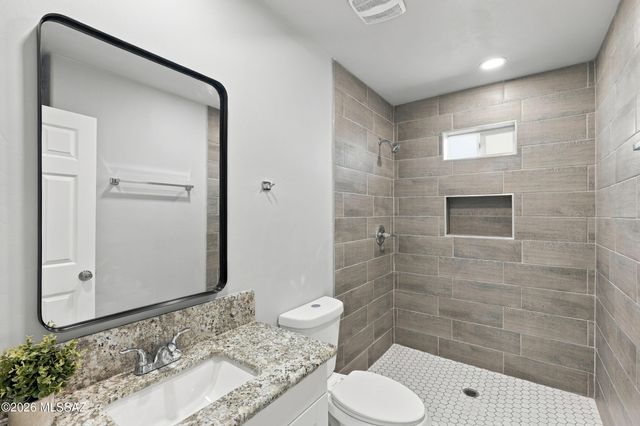 142 S Montgomery Avenue, Corona De Tucson, AZ 85641