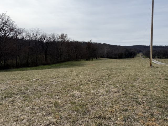 4361 Dark Hollow Rd, Mcminnville, TN 37110