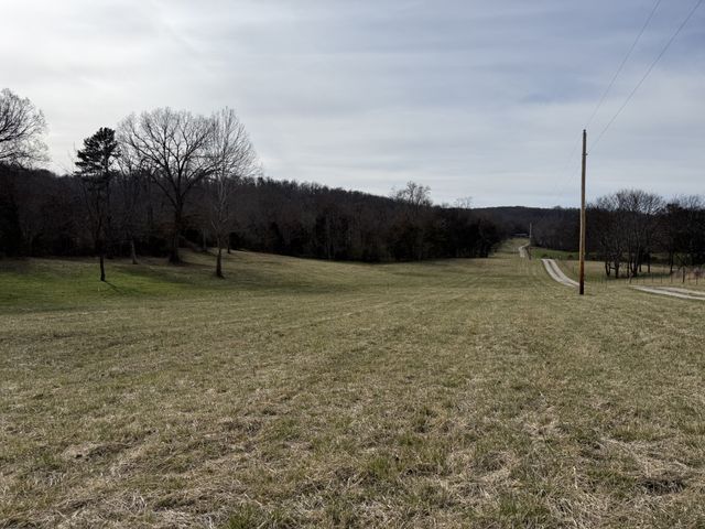 4361 Dark Hollow Rd, Mcminnville, TN 37110