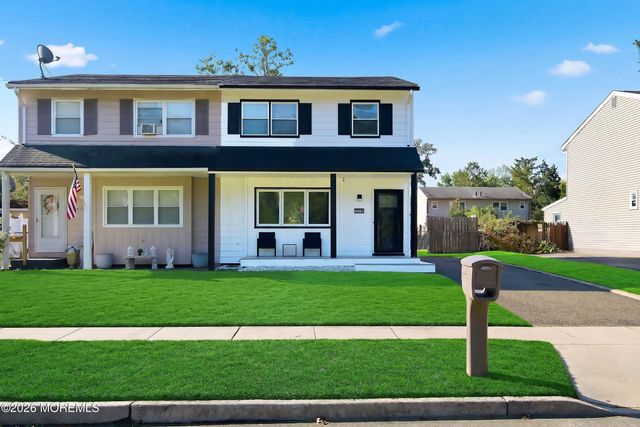 814 Maple Street, Lakehurst, NJ 08733