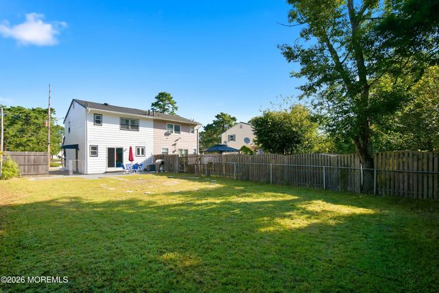814 Maple Street, Lakehurst, NJ 08733