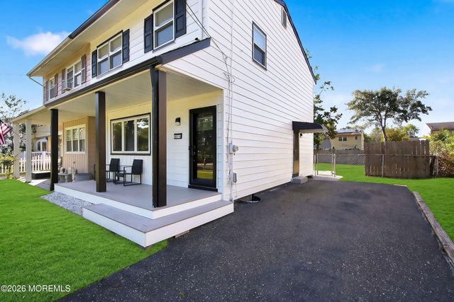 814 Maple Street, Lakehurst, NJ 08733