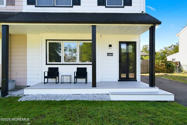 814 Maple Street, Lakehurst, NJ 08733