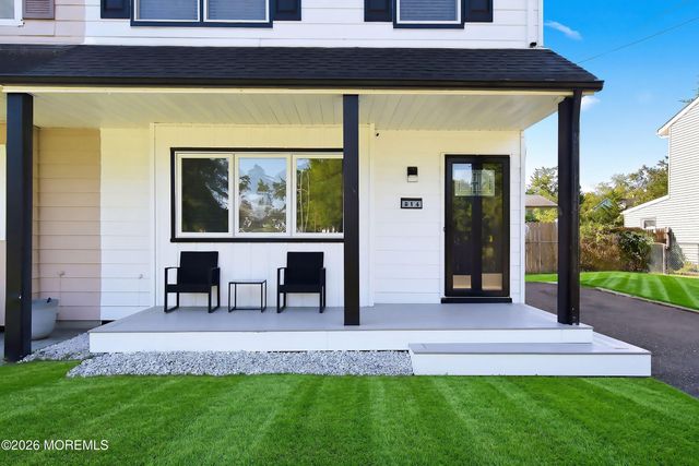 814 Maple Street, Lakehurst, NJ 08733