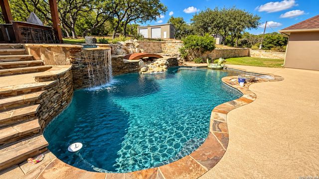 875 Shepherds, Bulverde, TX 78163