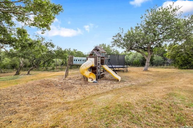 875 Shepherds, Bulverde, TX 78163