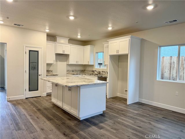 2967 Capella Drive, Merced, CA 95341