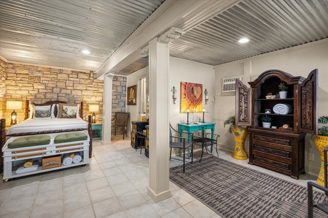 6606 Carol Court, Granbury, TX 76048