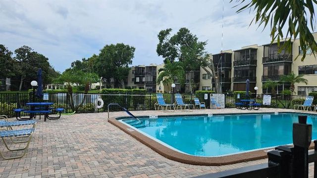 5975 TERRACE PARK DRIVE N 105, St Petersburg, FL 33709
