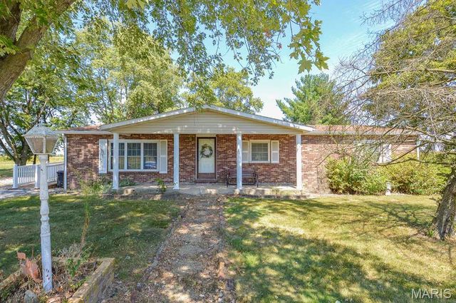 5451 Club Congress Road, Waterloo, IL 62298