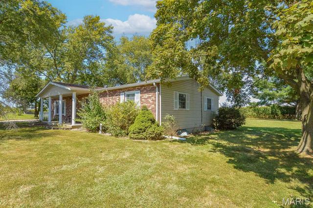 5451 Club Congress Road, Waterloo, IL 62298