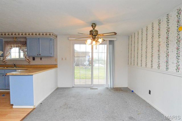5451 Club Congress Road, Waterloo, IL 62298