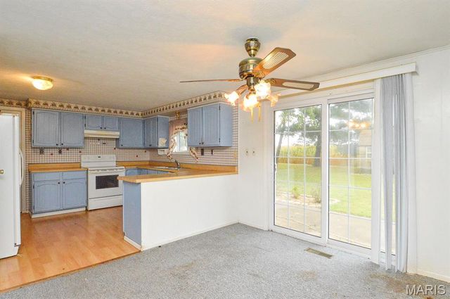 5451 Club Congress Road, Waterloo, IL 62298
