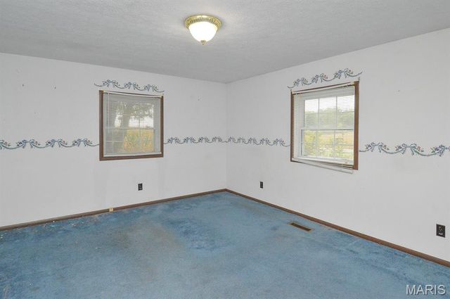 5451 Club Congress Road, Waterloo, IL 62298