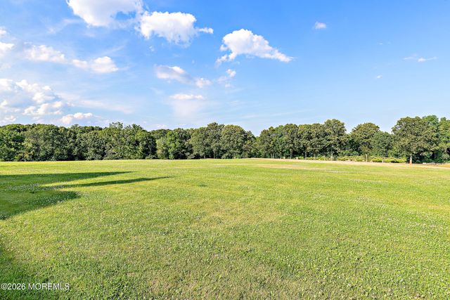 88 Montrose Road, Colts Neck, NJ 07722