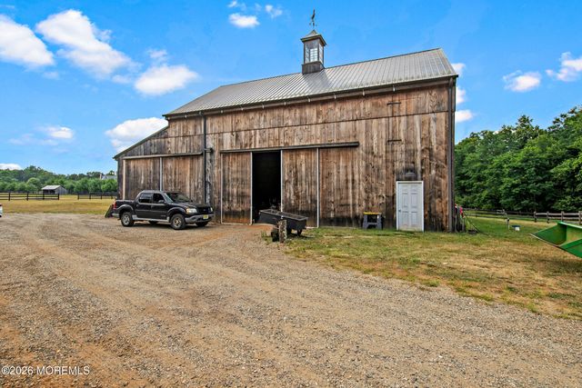88 Montrose Road, Colts Neck, NJ 07722