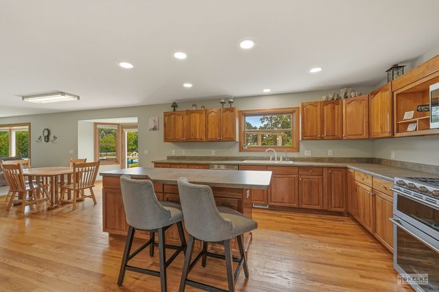 2066 Bernadette Lane, Yorkville, IL 60560