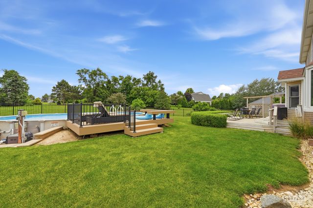 2066 Bernadette Lane, Yorkville, IL 60560