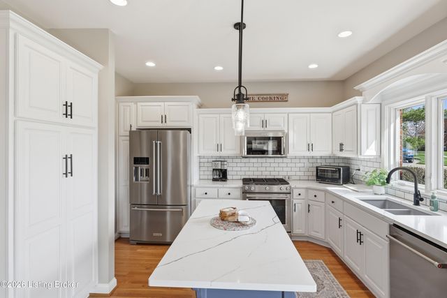 2713 Heather Green Blvd, La Grange, KY 40031