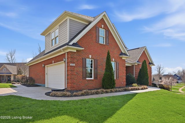 2713 Heather Green Blvd, La Grange, KY 40031