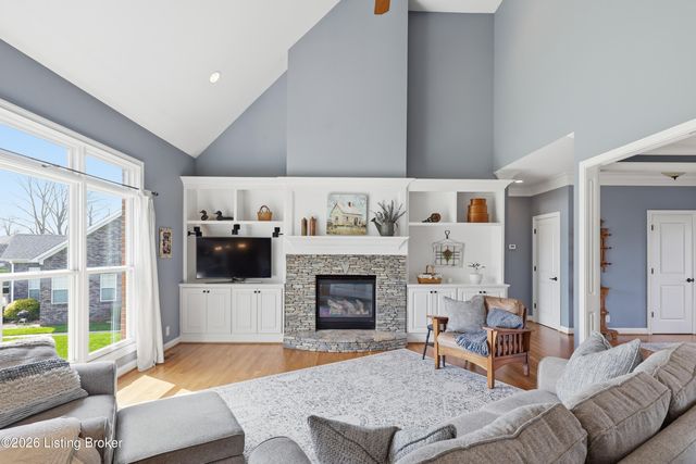 2713 Heather Green Blvd, La Grange, KY 40031