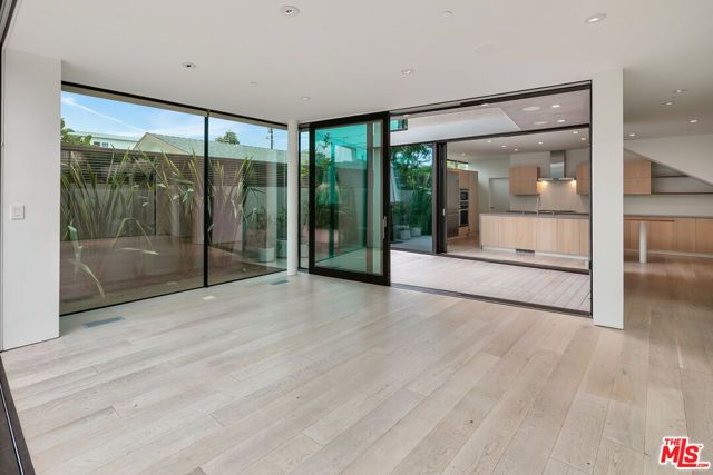 3104 7th Street, Santa Monica, CA 90405