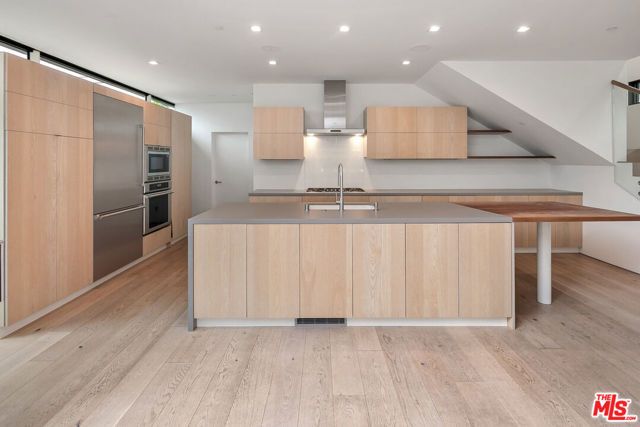 3104 7th Street, Santa Monica, CA 90405