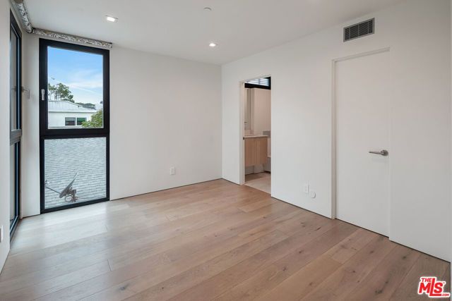 3104 7th Street, Santa Monica, CA 90405