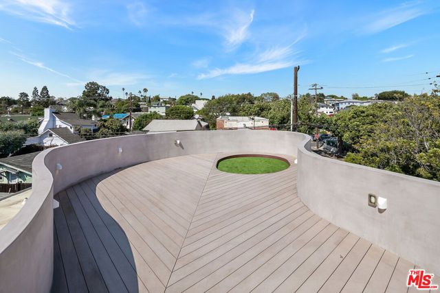 3104 7th Street, Santa Monica, CA 90405