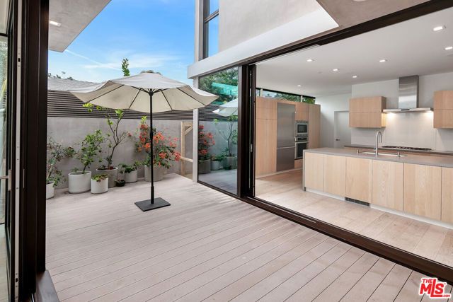 3104 7th Street, Santa Monica, CA 90405