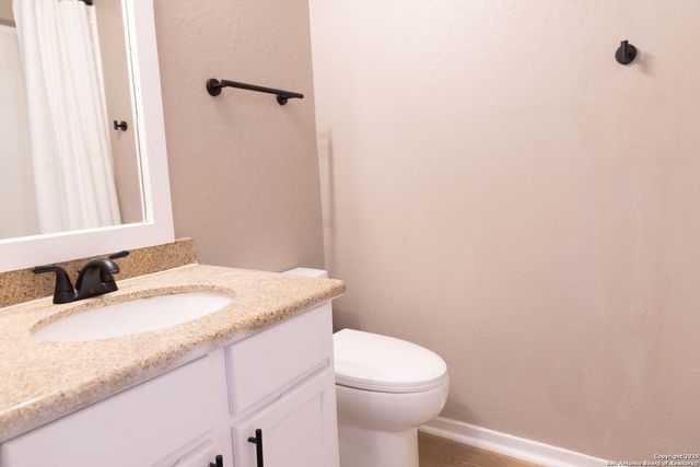 5042 Cannon, San Antonio, TX 78228