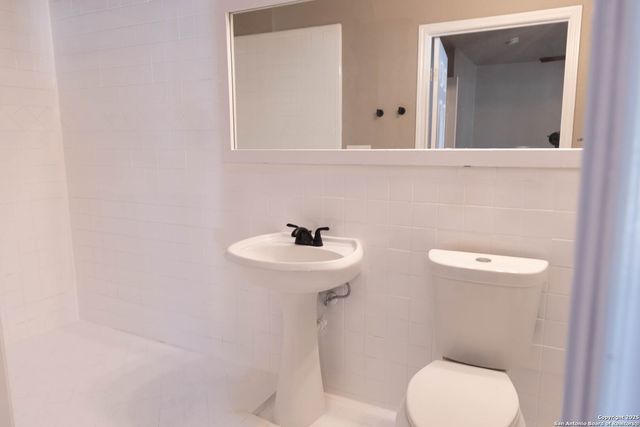 5042 Cannon, San Antonio, TX 78228