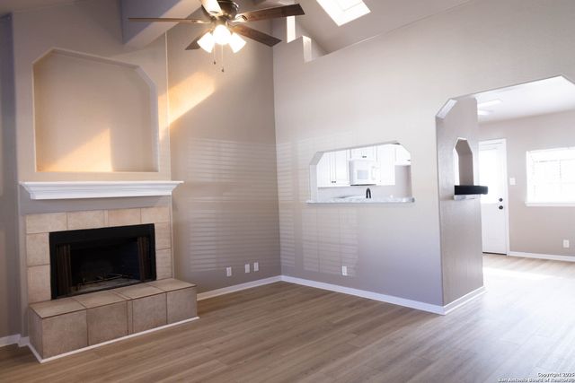 5042 Cannon, San Antonio, TX 78228