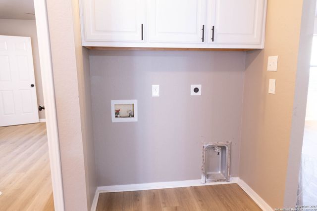 5042 Cannon, San Antonio, TX 78228