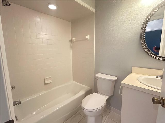 1202 EAGLE POND DRIVE 1202, Winter Haven, FL 33884