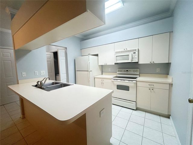1202 EAGLE POND DRIVE 1202, Winter Haven, FL 33884
