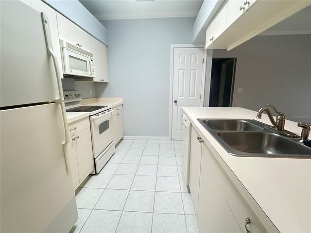 1202 EAGLE POND DRIVE 1202, Winter Haven, FL 33884