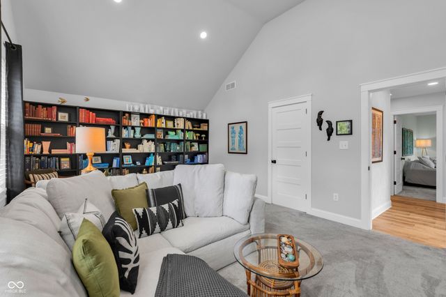 4721 Winthrop Avenue, Indianapolis, IN 46205