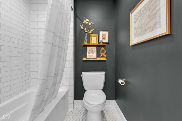 4721 Winthrop Avenue, Indianapolis, IN 46205