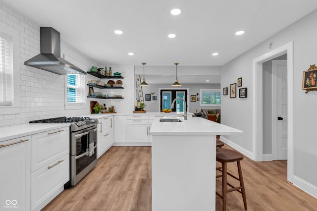 4721 Winthrop Avenue, Indianapolis, IN 46205