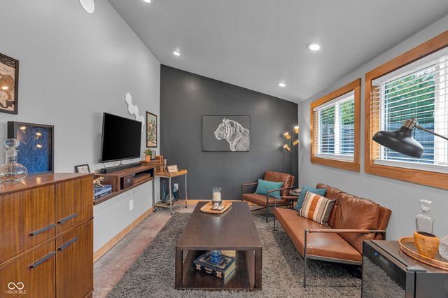 4721 Winthrop Avenue, Indianapolis, IN 46205