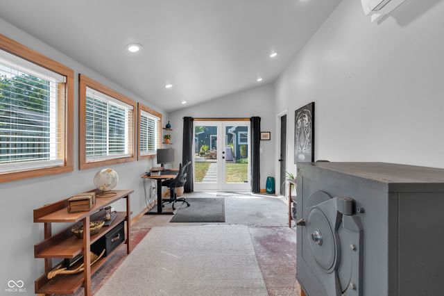 4721 Winthrop Avenue, Indianapolis, IN 46205